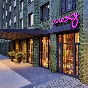 *** Hotel Moxy Muelheim Germany