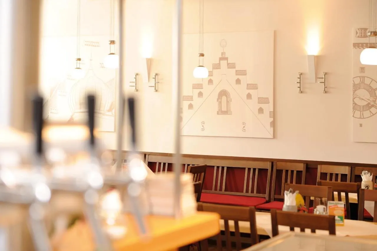 Hotel & Gasthaus Das Roehrl Straubing